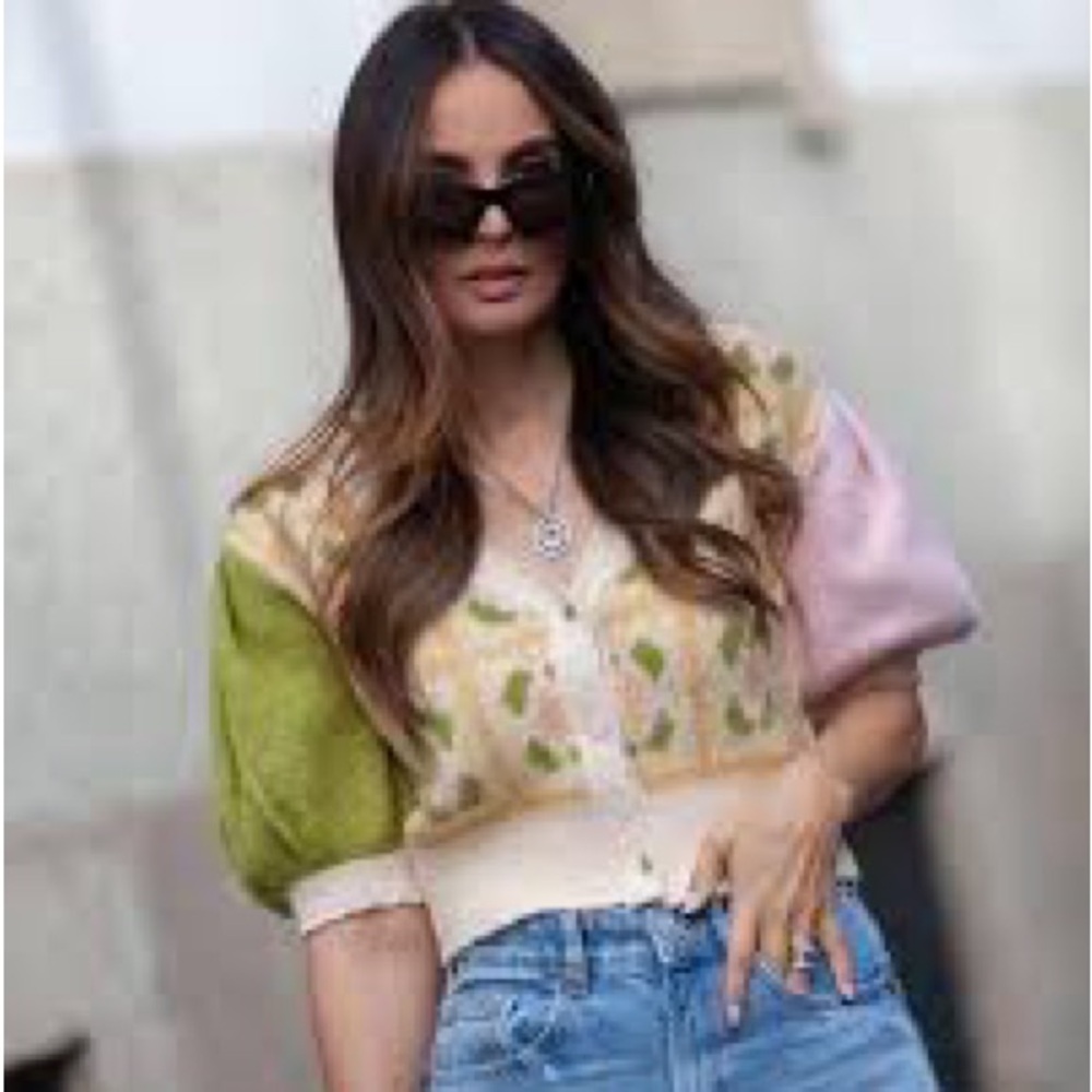 Zara puff sleeve sweater